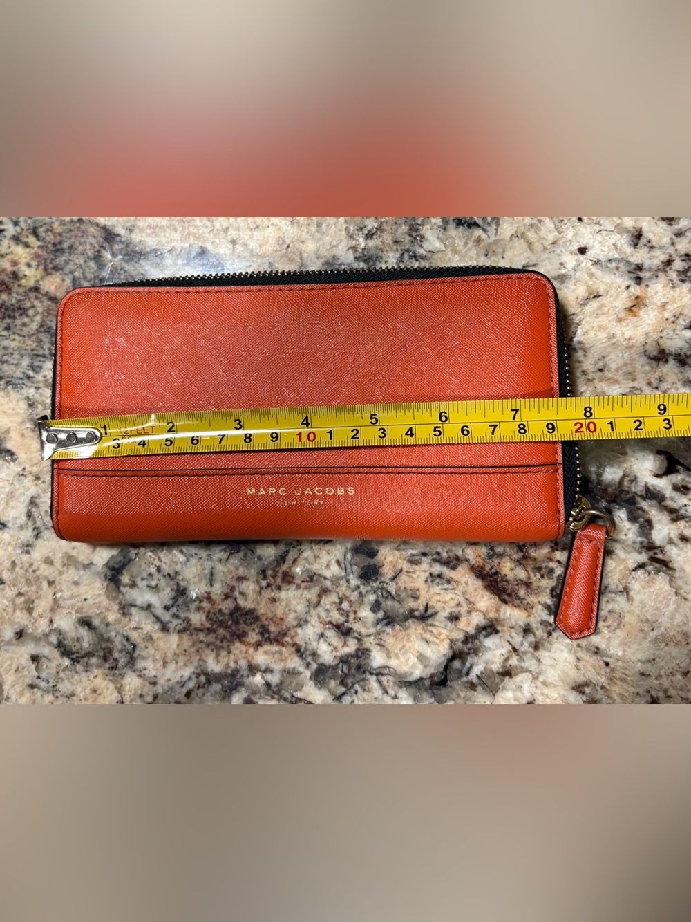 Beautiful Marc Jacobs zip around multi compartment wallet
